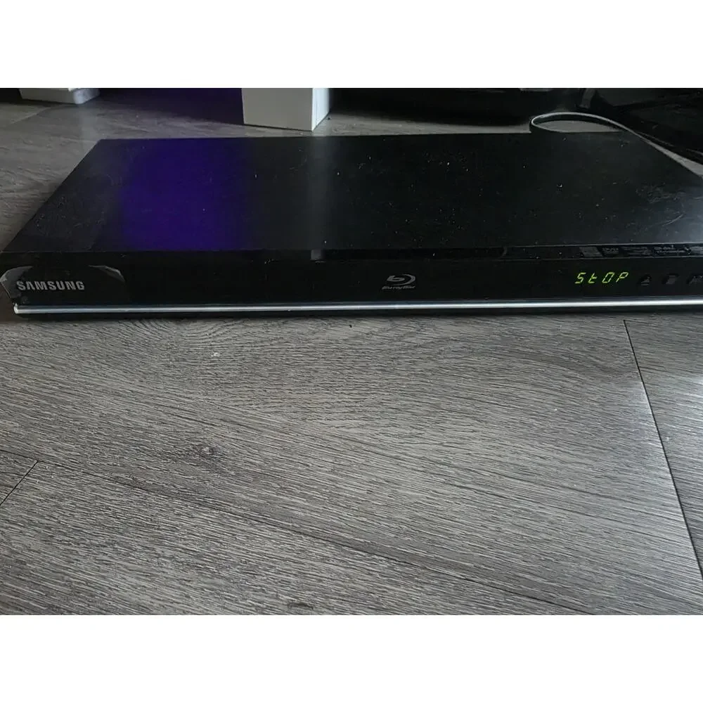 Samsung BD-D5100 Blu-ray Player Black HDMI DivX Dolby DTS 1080p DVD CD
